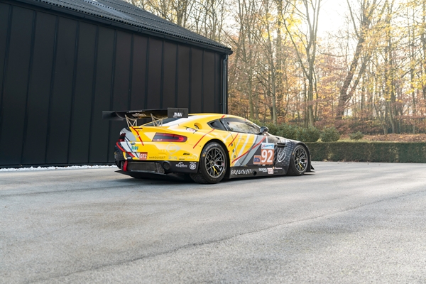 Vantage V8 GT2 Yellow -43.jpg