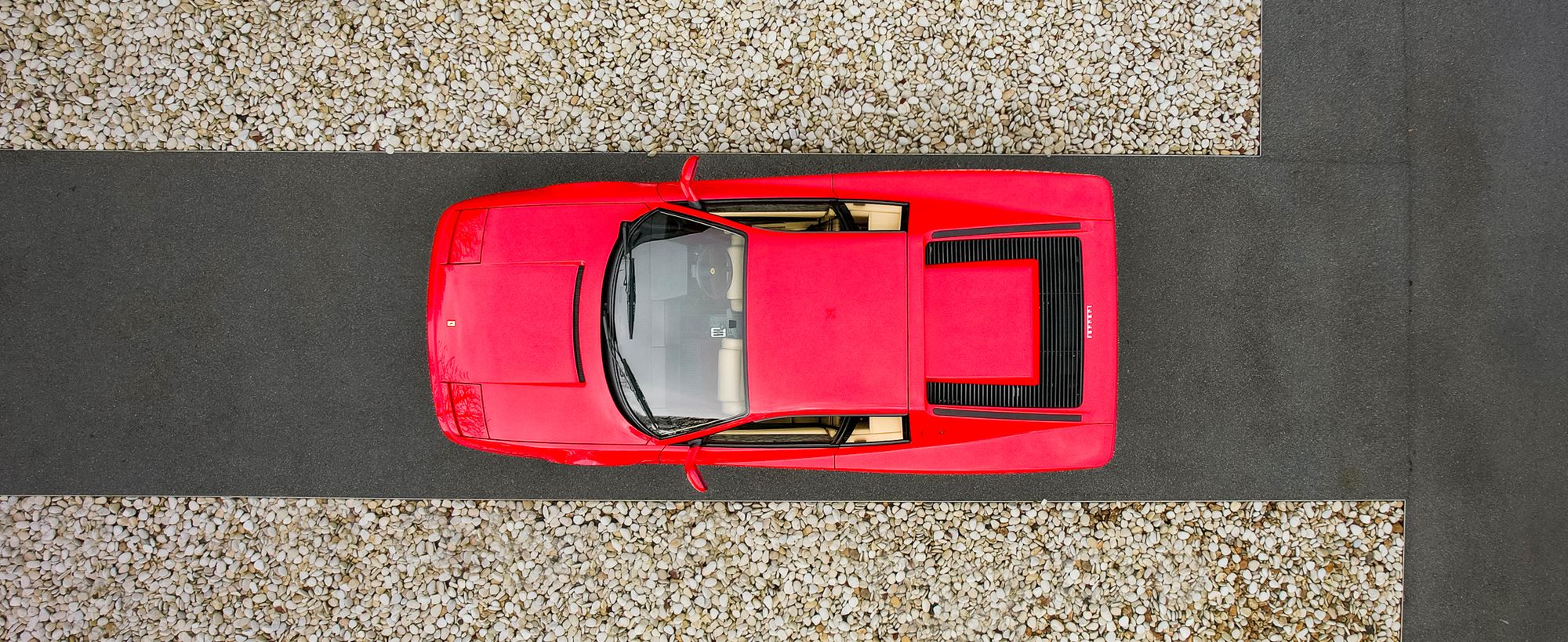 DHR Testarossa Rosso Corsa-79.jpg