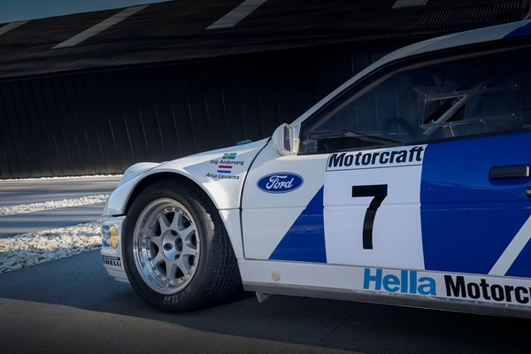 Ford RS 200 009.jpg